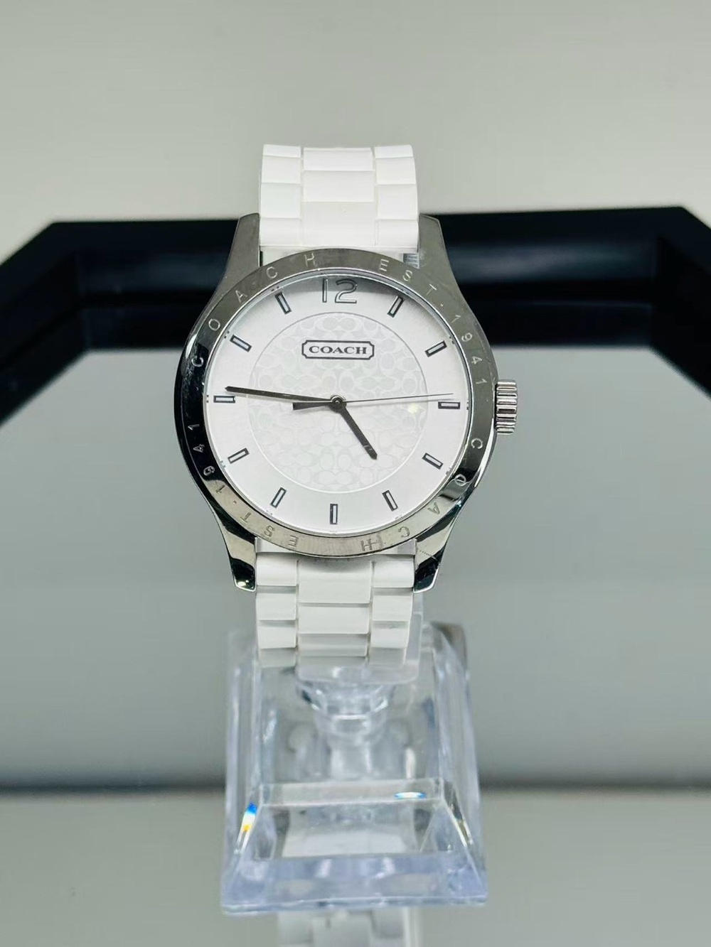 Vintage Y2K Coach Quartz Women 40mm Watch Silicone Strap New Battery Running
